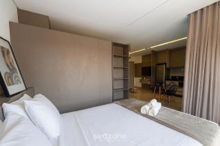 Studio em Cond. c/ Piscina e Vista Cid. VEO0507 - 1