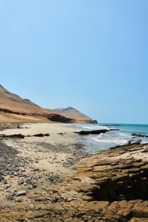 A harmonious mini-apartment one block from the sea in La Punta - 6