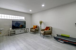 Near Shopping & Dining! Family Escape in McAllen - 6