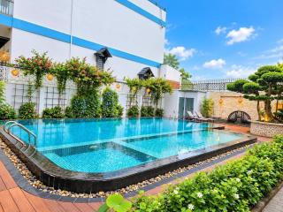 WOW Villa 105 - 1,001m2, Infinity Pool & Koi Pond - 0