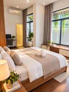 WOW Villa 105 - 1,001m2, Infinity Pool & Koi Pond - 3