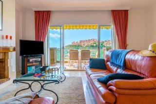 View Of The Sun Apartment With Pool - Happy Rentals - 7