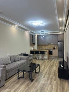 Stylish apartment in Griboyedov Park - 0