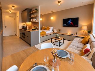 Urban Studio with Cozy Touches - 7