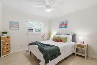 Flamingo Condo Siesta Key Beach Gear Pool Unit F - 0