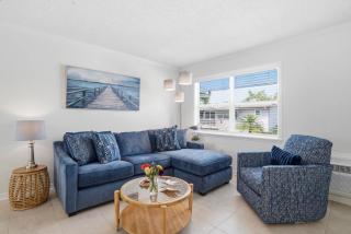 Flamingo Condo Siesta Key Beach Gear Pool Unit F - 9