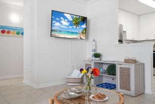 Flamingo Condo Siesta Key Beach Gear Pool Unit F - 8