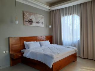 Capri Hills - Lake View - 1