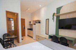 Studio em Cond. c/ Piscina e Vista Cid. AZZ0405 - 8