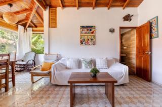 La Cortesana Cozy Apt Steps to the Beach - 6