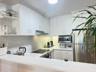 Noosa Luxury Resort Apartment - 1
