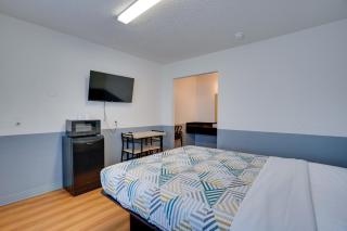 Bridgeview Hotel - Fresno - 7