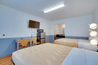 Bridgeview Hotel - Fresno - 3