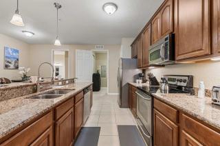 5036 Shoreway Loop 105 - 1