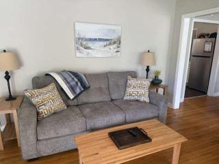 Centrally Located Midtown Cottage-HistoricDistrict - 6