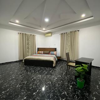 Serenity Home - 6