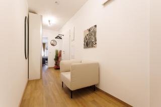Modern Apartment near Central Station with Balcony & Free Parking - 2
