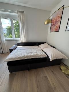 80 m2 Apartment with Balcony & Free Parking - 8