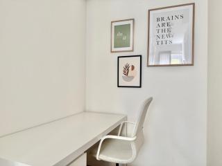 80 m2 Apartment with Balcony & Free Parking - 3