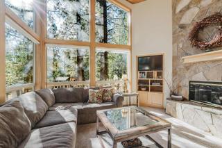 Elegant home with pool private hot tub game room deck & SHARC passes - 4