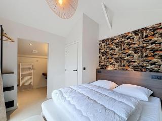 Family retreat in Belgium with sauna - 3