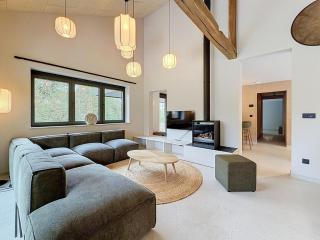 Family retreat in Belgium with sauna - 1