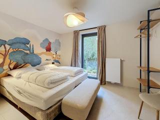 Family retreat in Belgium with sauna - 6