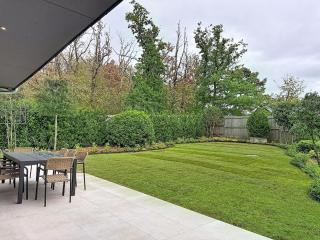 Family retreat in Belgium with sauna - 4