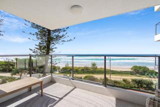 Absolute Beachfront 3BR with Ocean Views - Unit 9 The Penthouses - 9