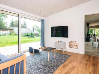 5 star holiday home in Fårvang - 6