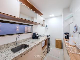 Apto. c/ churrasq. em Cond. c/ Piscina SLG0009 - 2