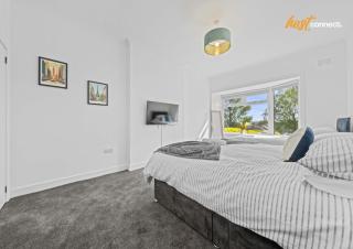 3BR Home in Glasgow Sleeps 6 with Parking - Glasgow - 7