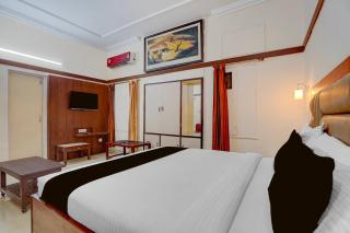 Hotel O S R International - 9
