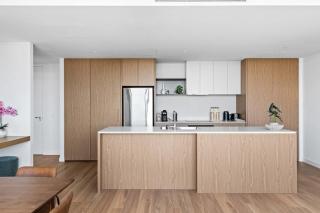 Parkview 903, Brunswick 3BR by the Park, Balcony - 7
