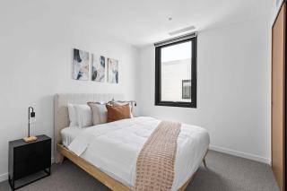 Parkview 903, Brunswick 3BR by the Park, Balcony - 4