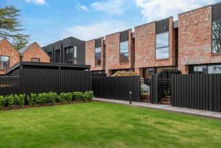 Colombo St Retreat with Garage - Ideal For Long Stays - 9