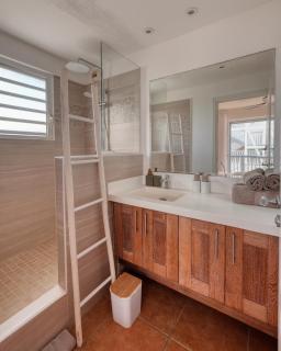 Cozy and Spacious 2-BR Home in Anse Marcel - Garden, 3 Pools, Beach - Anse Marcel - 8