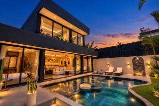 Villa Nymera - Striking 4BR Luxury Villa with Pool & Sunken Lounge in Pererenan - 2