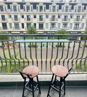 Hân House's Hotel & Apartment - Best View Airport & Droptop Cafe BBQ - 7
