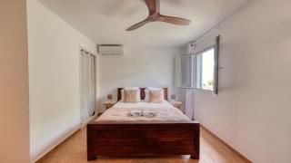 Cozy and Spacious 2-BR Home in Anse Marcel - Garden, 3 Pools, Beach - Anse Marcel - 3