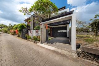 Tara Villa Ubud - 0