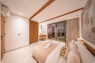 Brand New 2BR Loft-Style Private Pool in Pererenan - 6