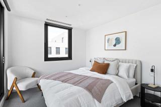 Cityscape 901, Top-Floor City View, Brunswick 3BR - Melbourne - 4