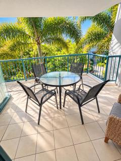 Beachside 1-Bedroom Apartment -Alex and Mooloolaba - 4