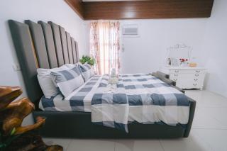RoyalCrest Oasis-2BR Pool, Garden & City view - 3