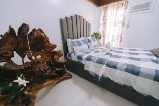 RoyalCrest Oasis-2BR Pool, Garden & City view - 5