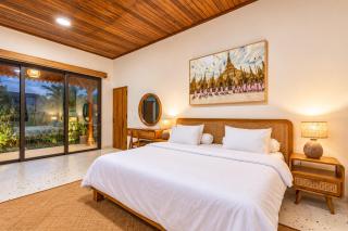 Luxury 2 Bedroom Tropical Villa - 8