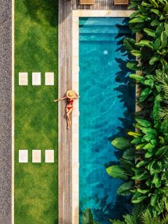 Luxury 2 Bedroom Tropical Villa - 3