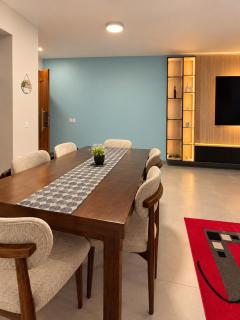 Luxury Solana Lubowa l 2BR, 2Bath, Pool & Balcony - 8
