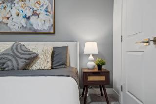 1BHK Close to Airport Comfortable & Stylish - 7